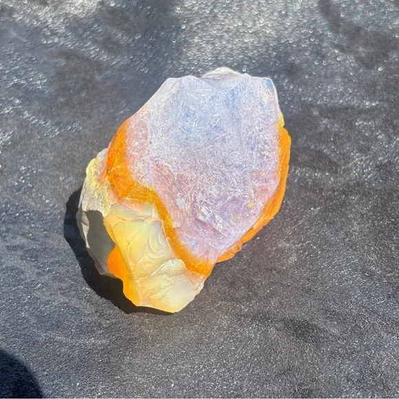 Raw Museum Grade Mexican Fire Opal “Contra Luz”- Purple Internal Glow - Picture 7 of 8